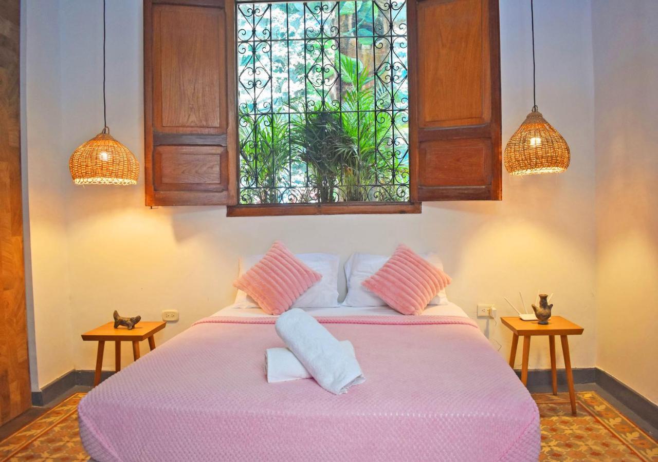 Casa Rosa - Alma Hotels Santa Marta  Buitenkant foto