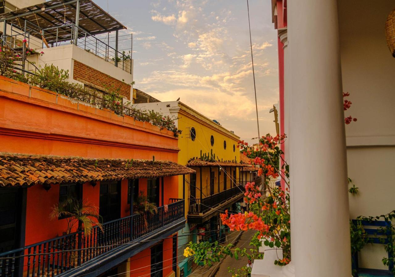 Casa Rosa - Alma Hotels Santa Marta  Buitenkant foto